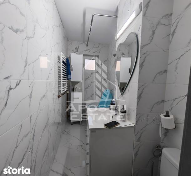 Apartament cu 3 camere semidecomandat în Dacia