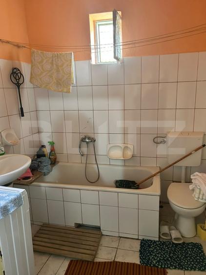 Casă individuală cu 2 camere cu Canalizare în Acățari