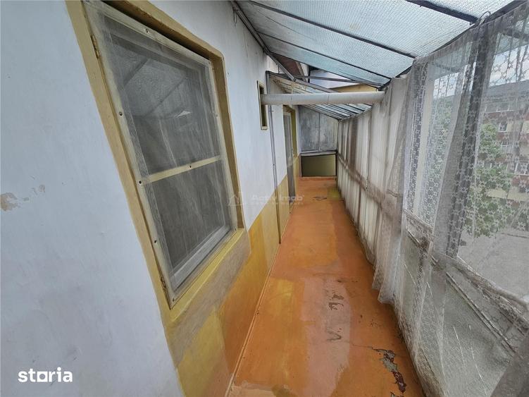 Apartament cu 2 camere decomandat în Central