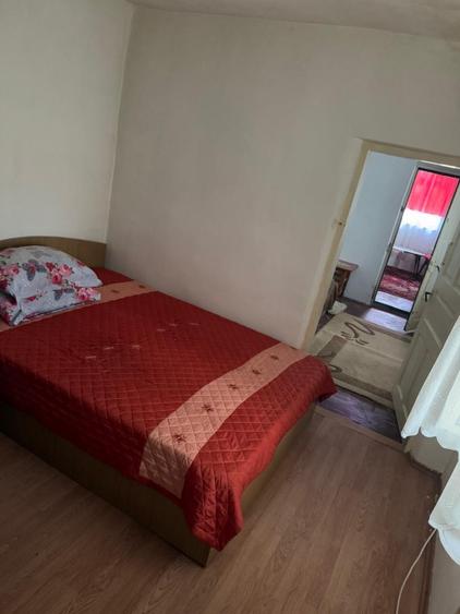 Casă individuală cu 4 camere cu Teren 2700 Mp în Mihăița
