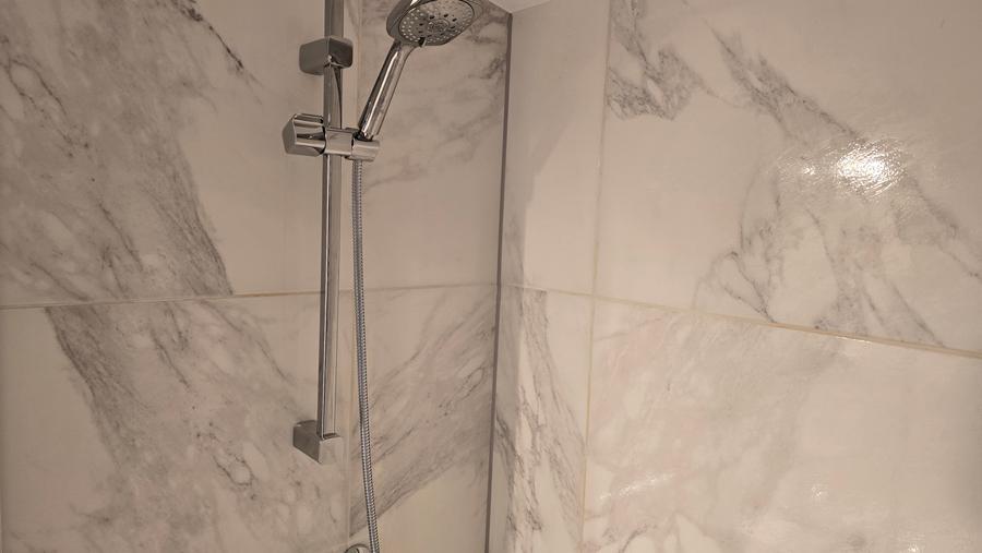 Apartament cu 2 camere nedecomandat în Dacia