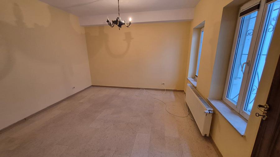 Casă cu 6 camere cu Canalizare în Cișmigiu