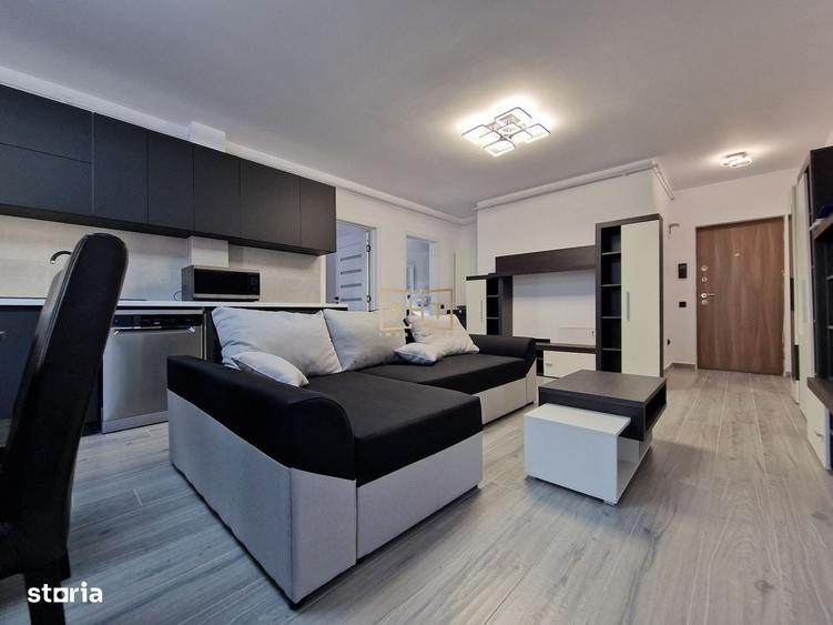 Apartament cu 3 camere semidecomandat în Florești