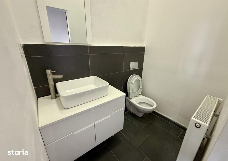 Spațiu comercial, de 40 mp, în Central