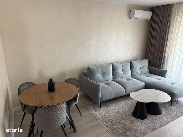 Apartament cu 3 camere decomandat în Drumul Taberei