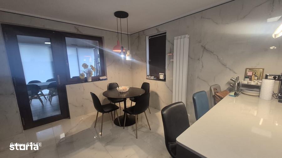 Casă cu 6 camere cu Teren 653 Mp în Alexandru cel Bun