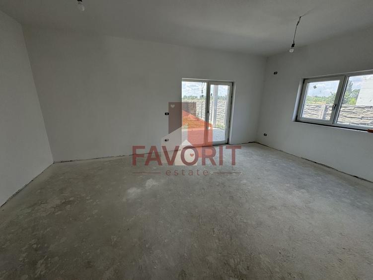 Duplex cu 5 camere cu Canalizare în Girocului
