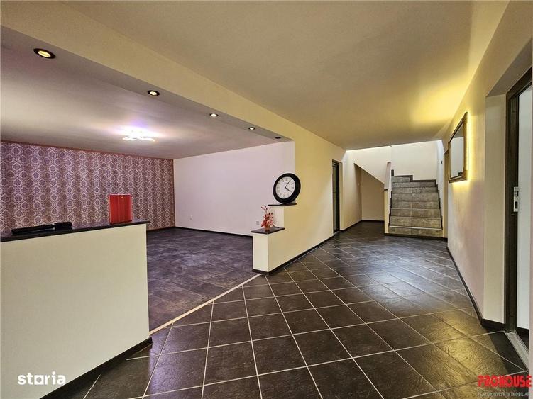 Casă cu 4 camere decomandat în Rădeana
