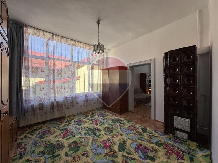 Duplex cu 4 camere cu Teren 130 Mp în Gruia