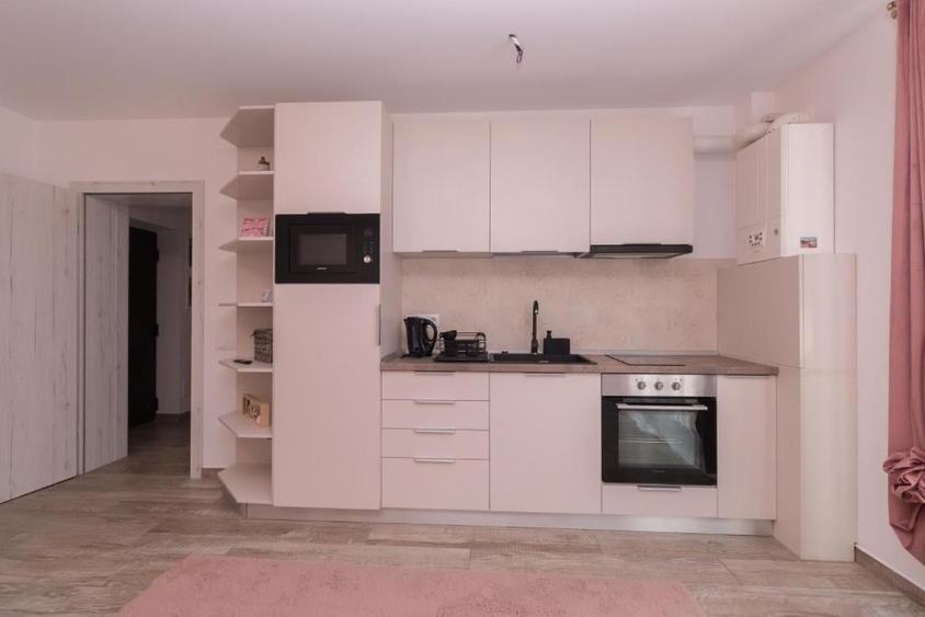 Apartament cu 2 camere decomandat în Valea Alba