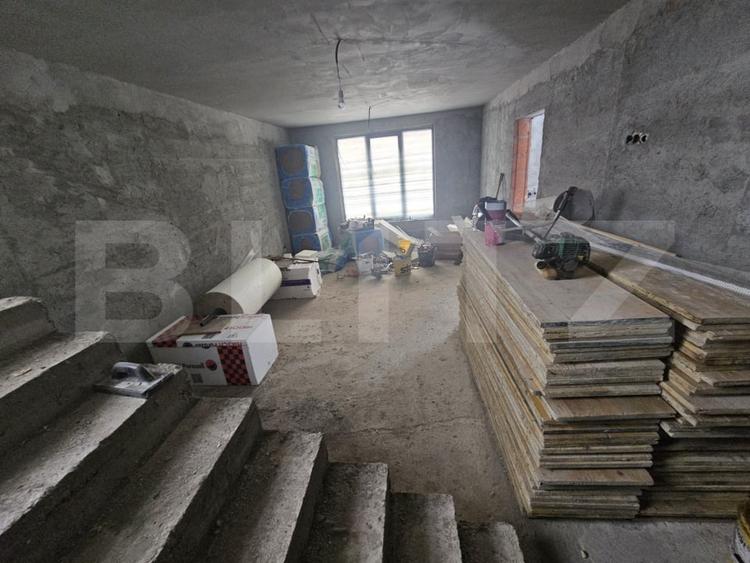 Casă individuală cu 4 camere cu Teren 500 Mp în Jelna