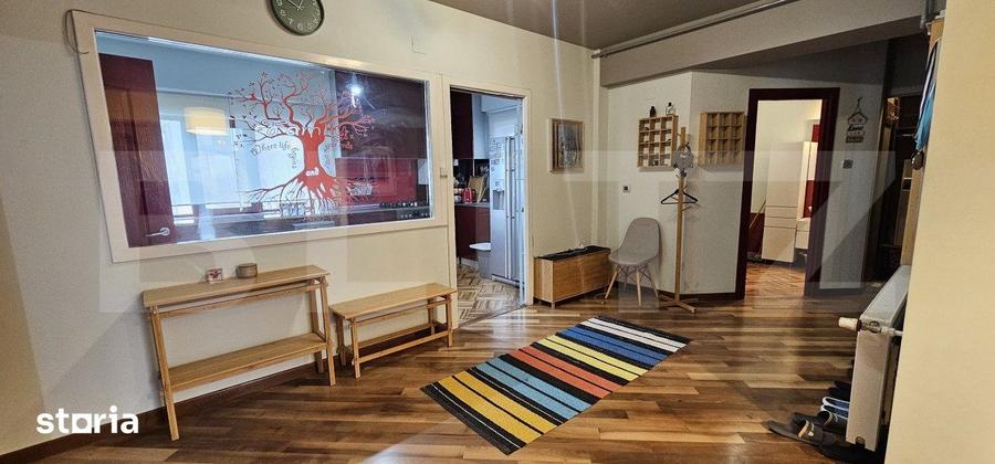 Apartament cu 4 camere în Răzvad