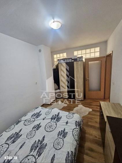 Apartament cu 2 camere decomandat în Soarelui