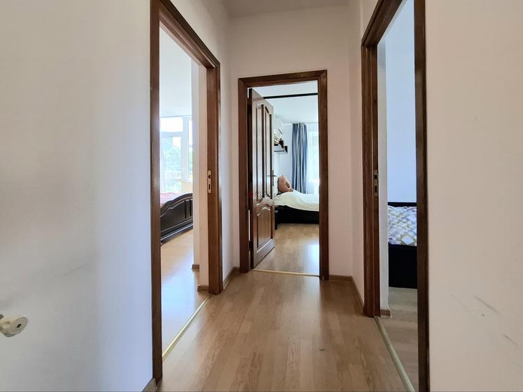 Apartament cu 4 camere decomandat, mobilat în Dristor