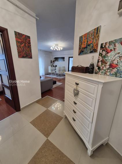 Apartament cu 3 camere semidecomandat, mobilat în Bucureștii Noi