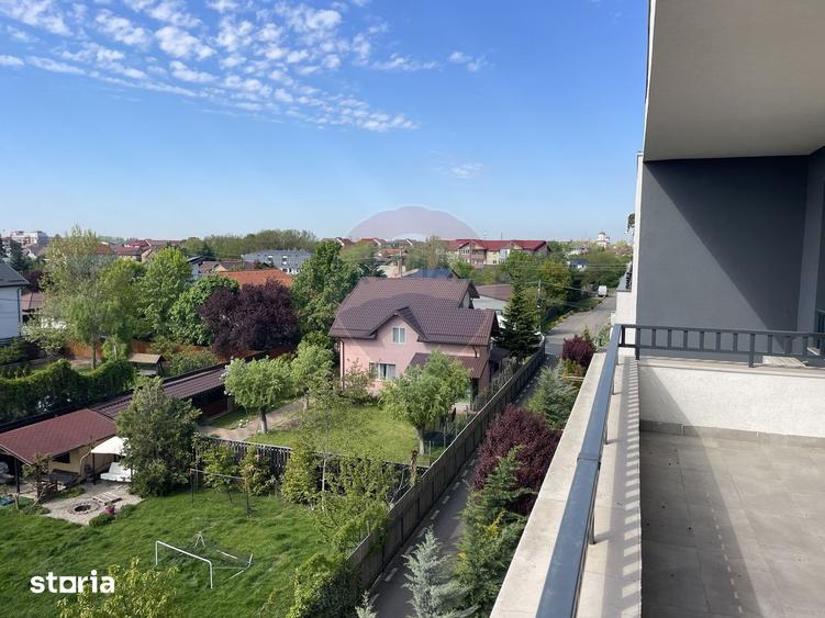 Apartament cu 3 camere, mobilat în Central