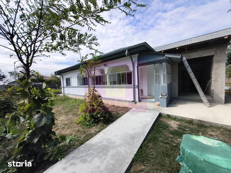 Casă cu 4 camere cu Teren 500 Mp în Sud