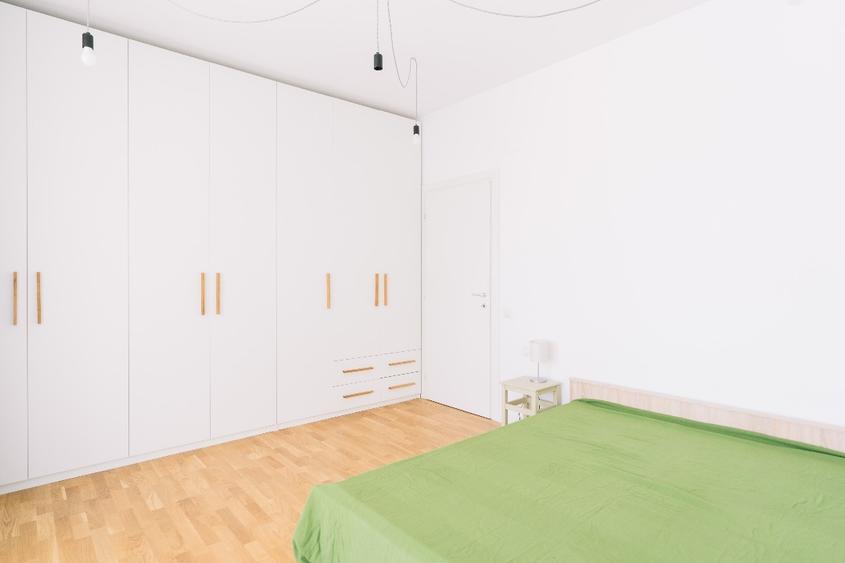 Apartament cu 4 camere decomandat, mobilat în Domenii