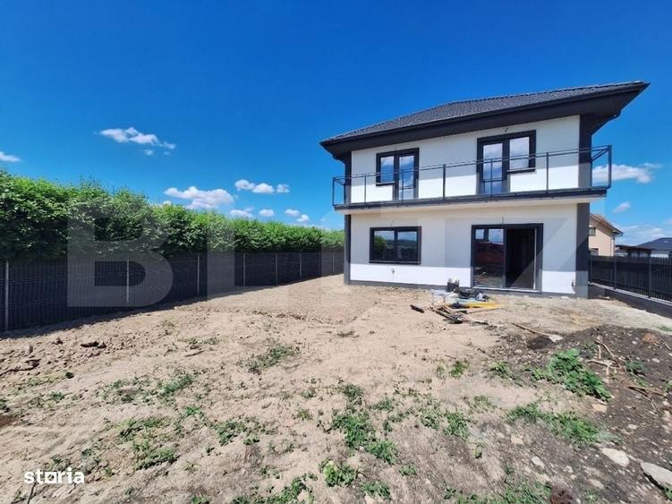 Casă cu 4 camere în Juc-Herghelie