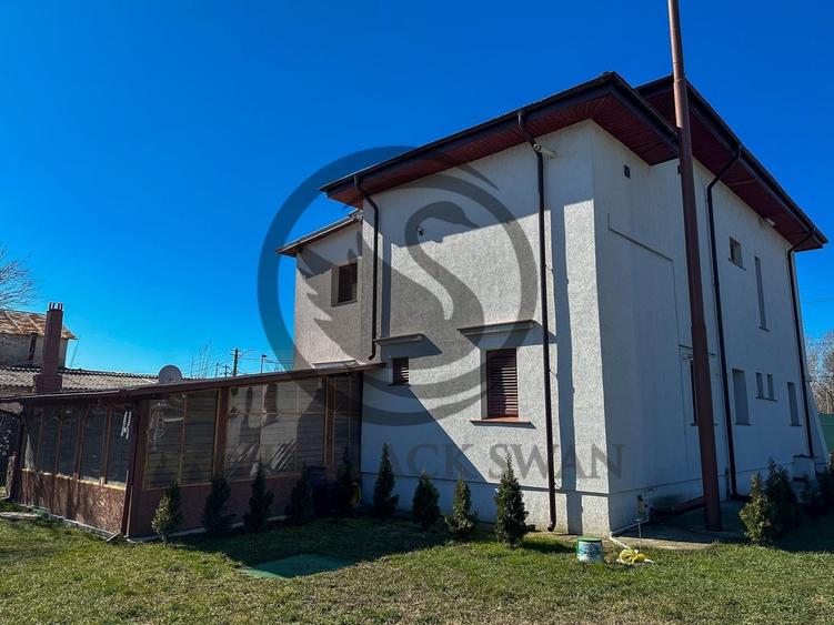 Casă individuală cu 7 camere cu Piscina în Puchenii-Moșneni