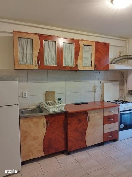 Garsonieră decomandată în Central