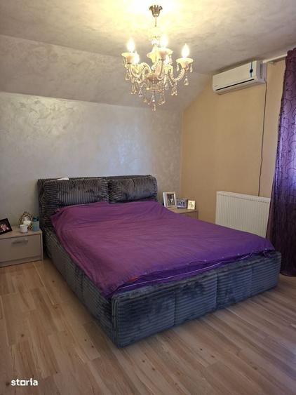 Casă cu 4 camere în Popoveni