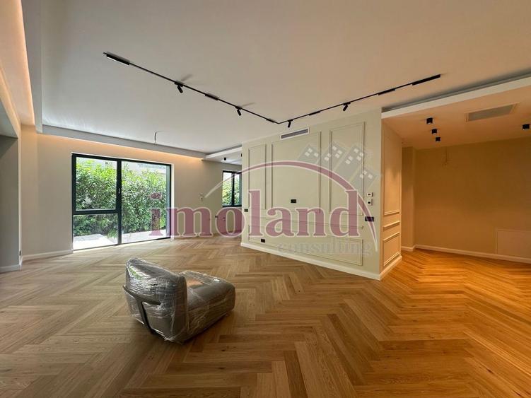Apartament cu 3 camere decomandat în Floreasca