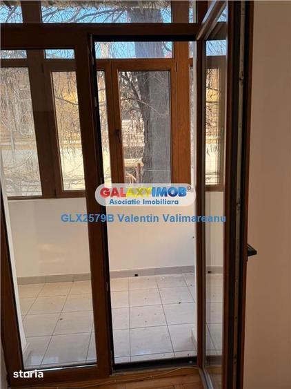 Apartament cu 3 camere decomandat în Cișmigiu
