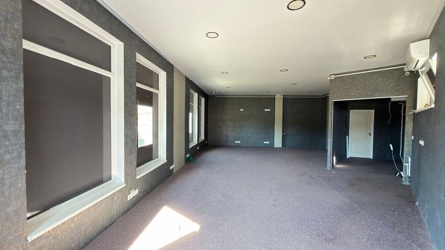 Spațiu comercial, de 69.599998474121 mp, în Nord-Vest