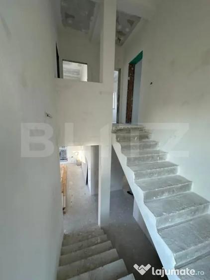 Casă cu 5 camere cu Teren 600 Mp în Giarmata