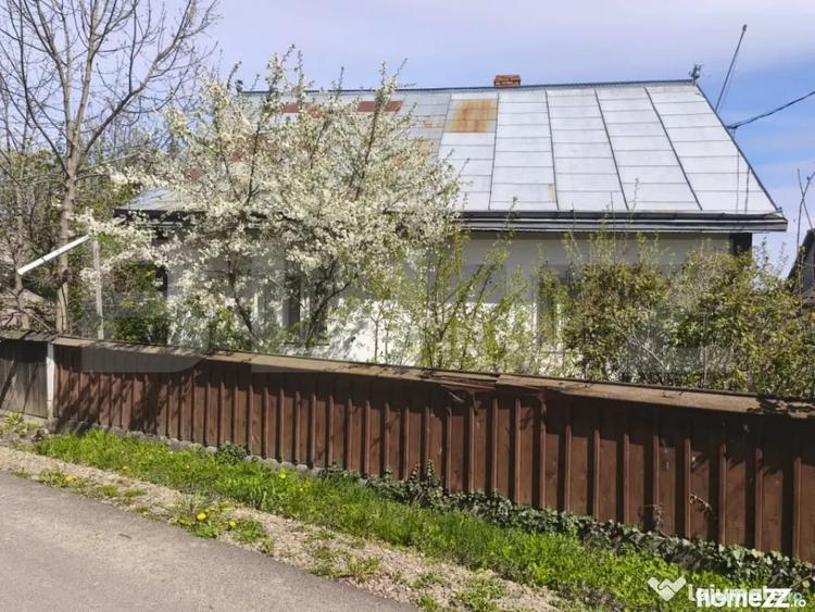 Casă cu 3 camere cu Teren 1500 Mp în Negostina