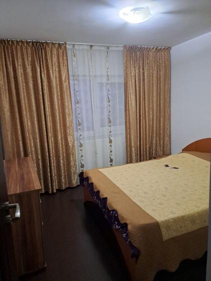 Apartament cu 2 camere decomandat în Micro 17
