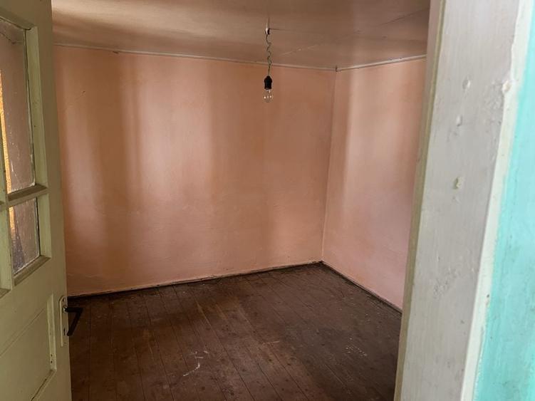 Casă cu 2 camere în Izvoru