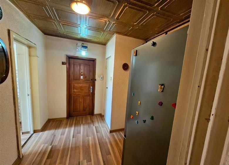 Apartament cu 3 camere semidecomandat în Ultracentral
