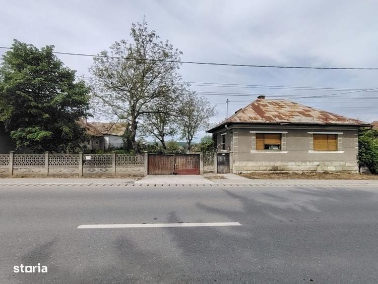 Casă cu 3 camere cu Teren 2571 Mp în Bonț