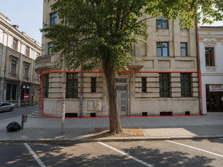 Spațiu comercial, de 385 mp, în Ultracentral