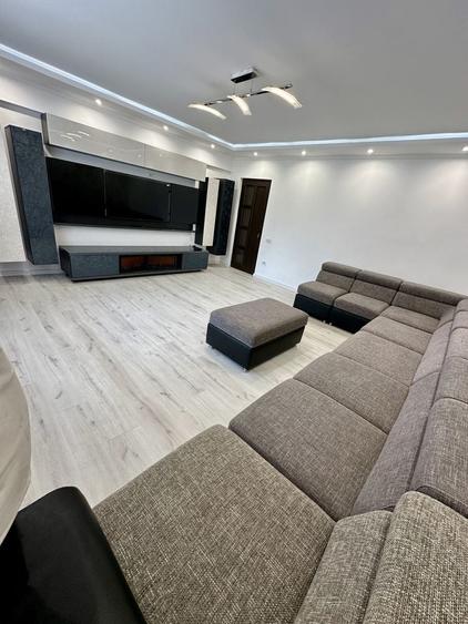 Apartament cu 2 camere decomandat în Exterior Vest