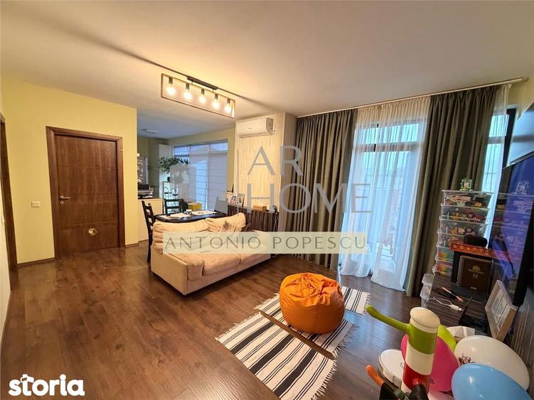 Apartament cu 2 camere, mobilat în Republicii