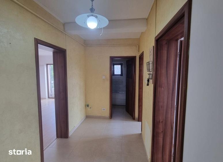 Apartament cu 2 camere decomandat în Frumoasa