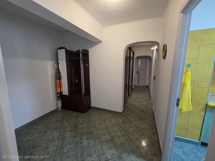 Apartament cu 3 camere decomandat în Găvana