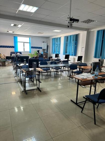 Birou, de 73 mp, în Baza 3