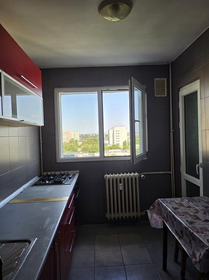 Apartament cu 2 camere semidecomandat în Titan