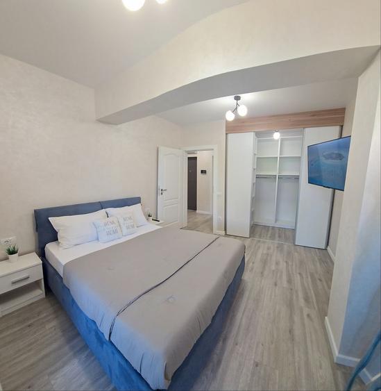 Apartament cu 3 camere decomandat în Central