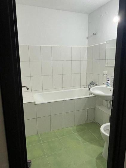 Apartament cu 2 camere semidecomandat, mobilat în P-ța Muncii