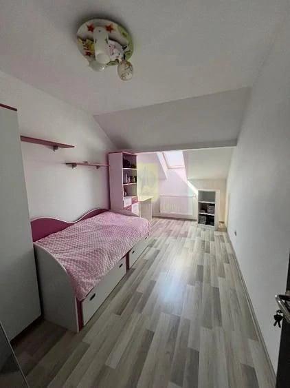 Apartament cu 3 camere decomandat în Colentina