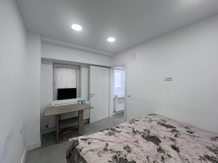 Apartament cu 2 camere semidecomandat, mobilat în Vitan Mall