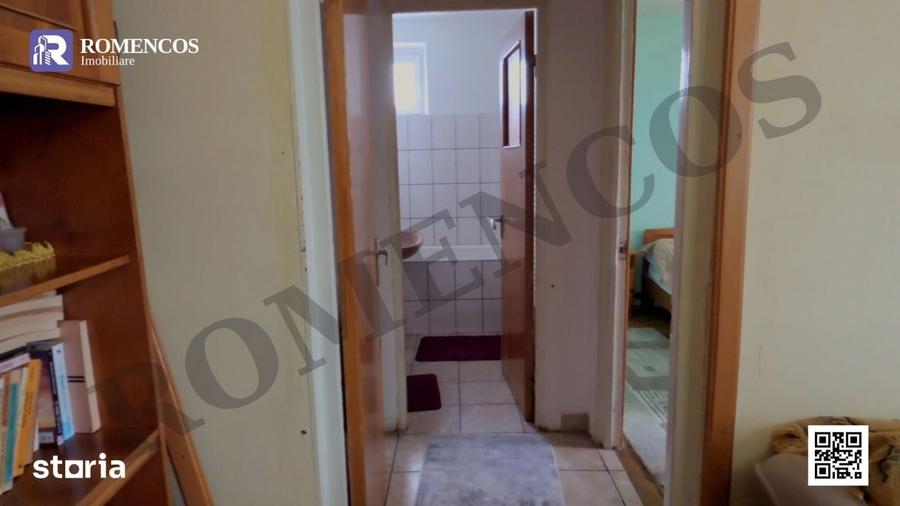 Apartament cu 2 camere semidecomandat în Craiovei