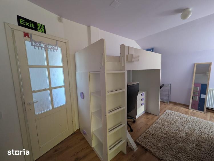 Casa primitoare cu livada ?i teren generos - 8