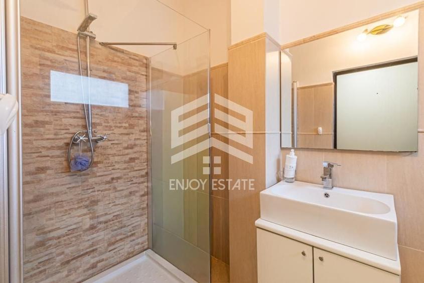 Apartament cu 4 camere decomandat, mobilat în Sânpetru