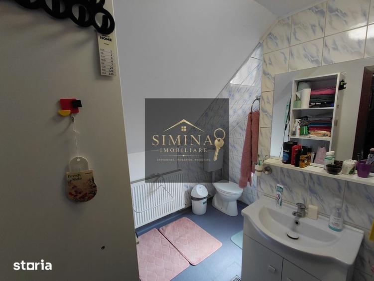 Casă cu 4 camere cu Teren 1000 Mp în Vânători